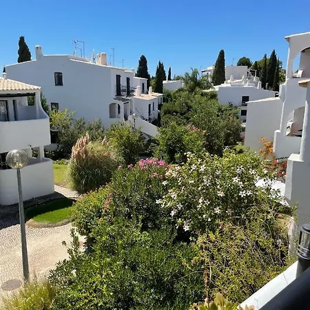 Cesar Manrique - Albufeira, Portugal Appartement Albufeira
